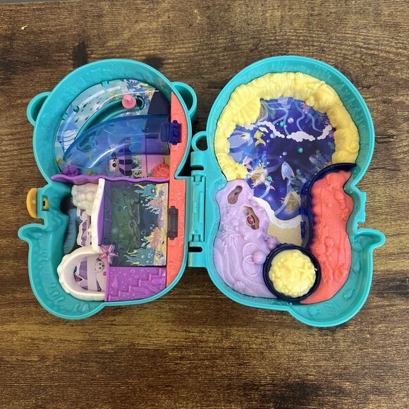 Polly Pocket Otter Aquarium Playset Without Dolphins Miniature Toy - Picture 8 of 15